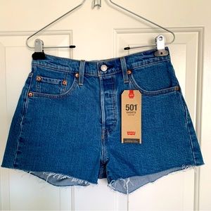 NWT Levi’s 501 High Rise Button Fly Denim Cutoff Jean Shorts sz 28